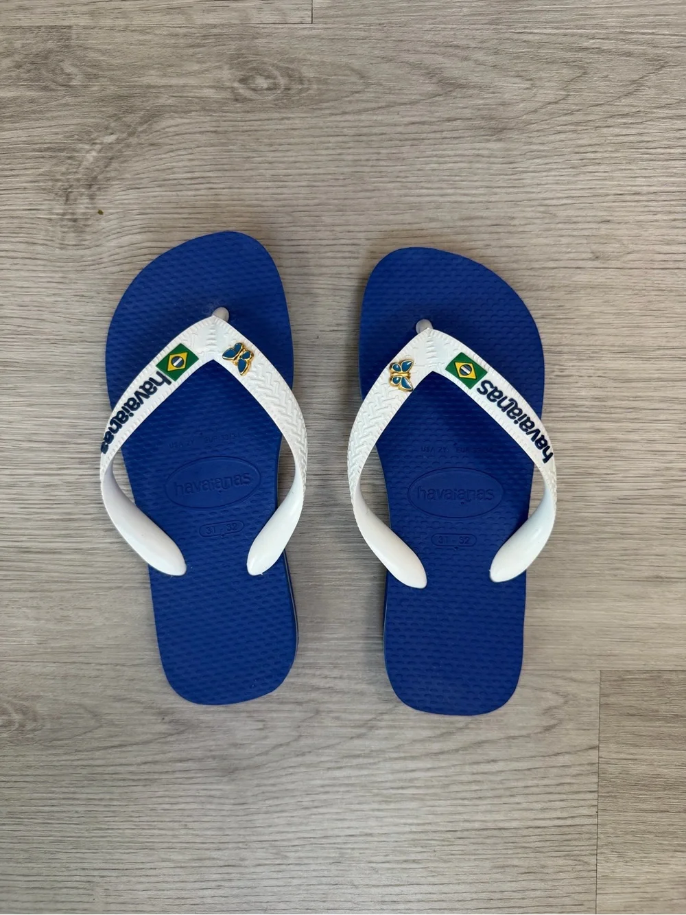 Havaianas Kids Brazil Flip Flops Marine Blue White Size 2Y With Butterfly Charms